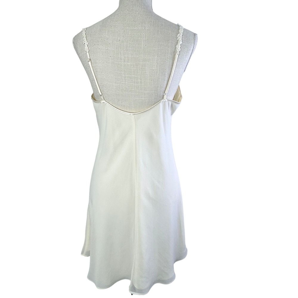 Valerie Stevens Intimates Chemise and Robe Small Cream - Picture 4 of 13